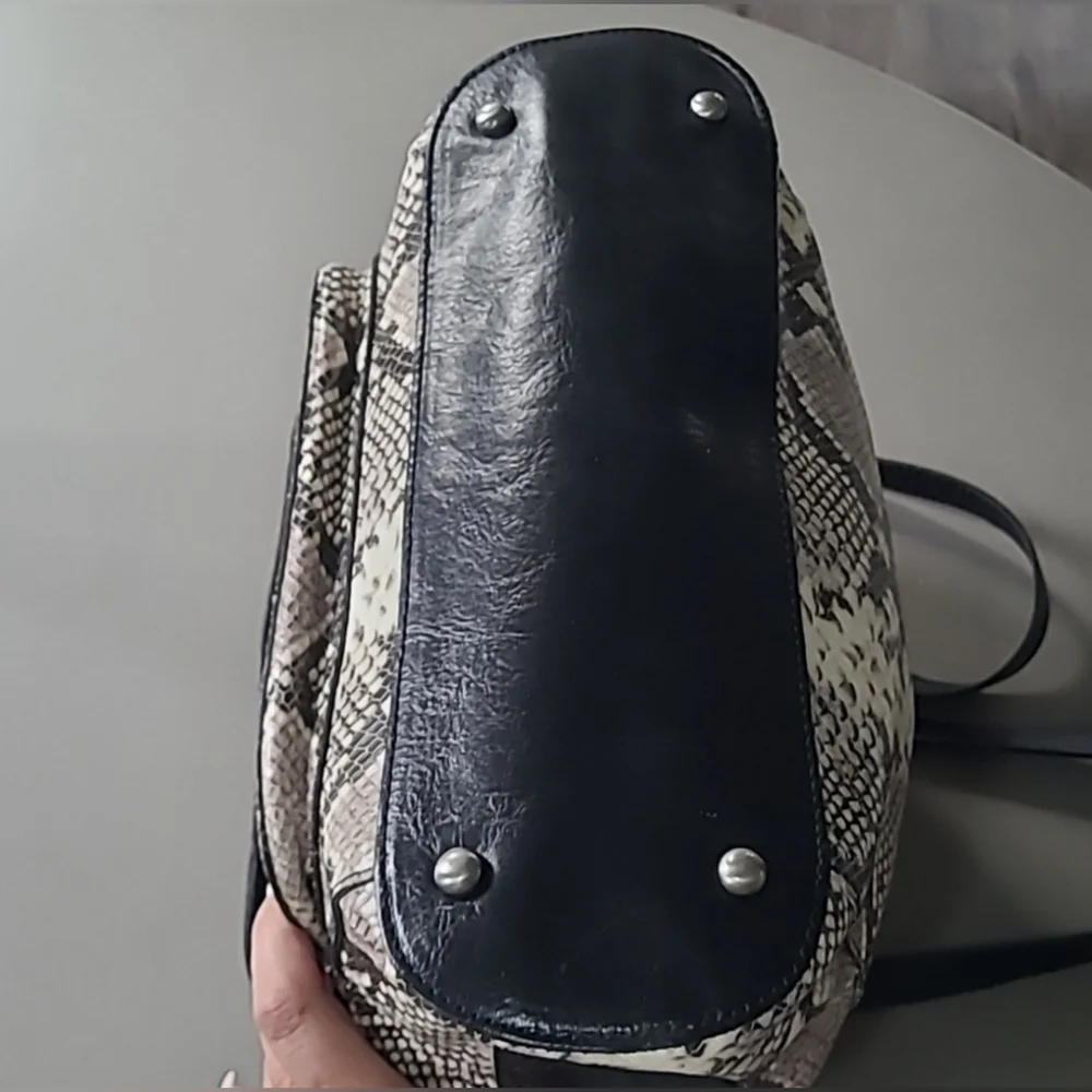 Patricia Nash Alviano 10th Anniversary Leather Tote Python/Snake w/Dustbag - Picture 2 of 11